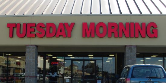 Tuesday_Morning_at_the_Esplanade_-_Hillsboro,_Oregon