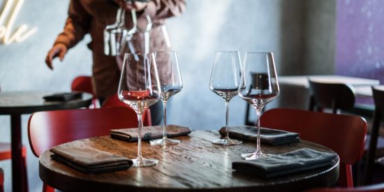 wine-glasses-4254262