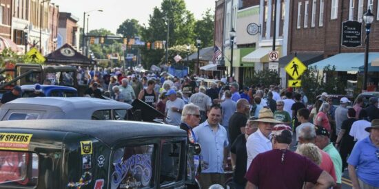 Great Race Tour stopped in Mooresville