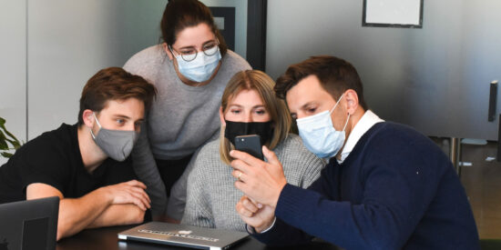 business covid-unsplash