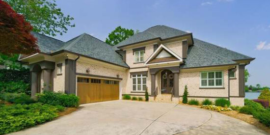 3200 Mil 19213 Hidden Cove Lane, Cornelius