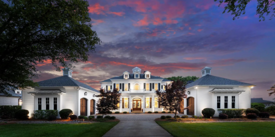 Lakefront home sells for $6.8 million 20927 Bethelwood in Cornelius | Photo: Canopy